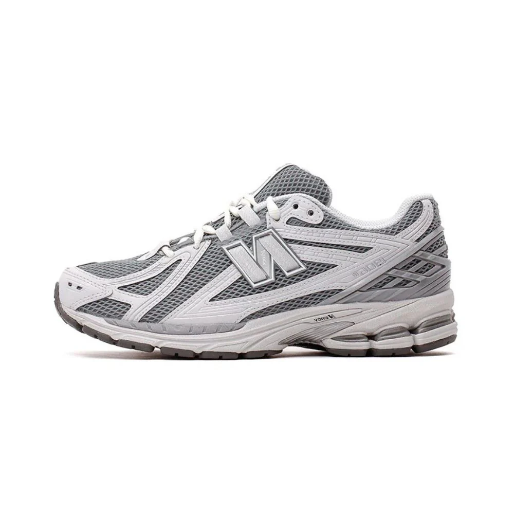 New Balance Lifestyle 1906R Gris Y Blanco Zapato Para Caballeros - Image 2