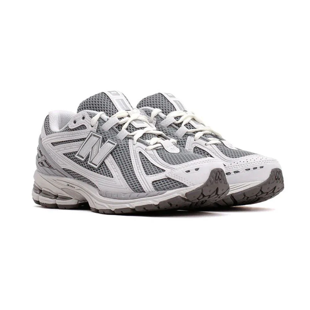 New Balance Lifestyle 1906R Gris Y Blanco Zapato Para Caballeros - Image 3