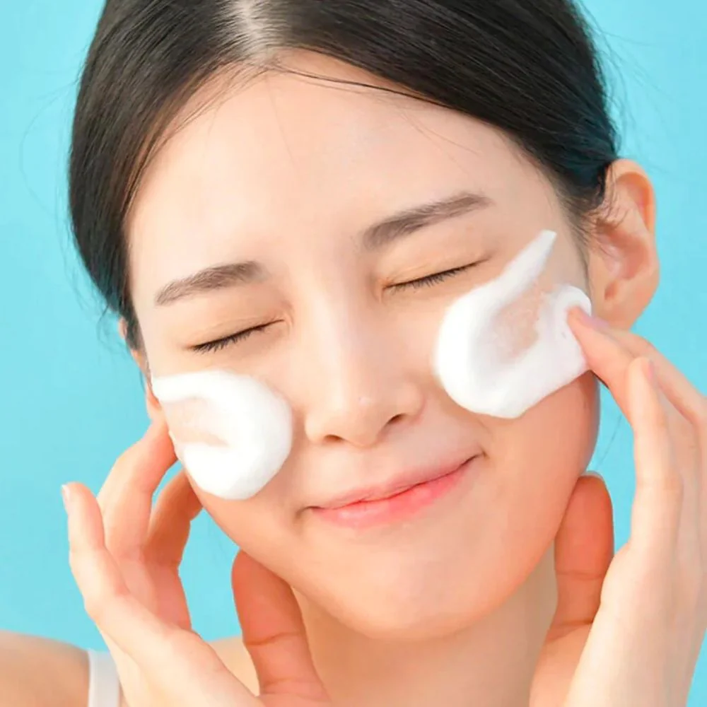 Round Lab 1025 Dokdo Cleanser 150ml - Image 2